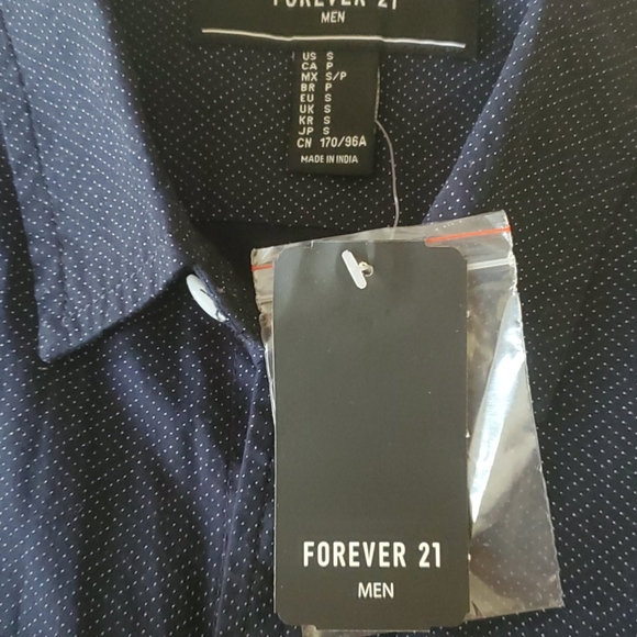 Forever 21 polka dot woven men's shirt small - Picture 5 of 5